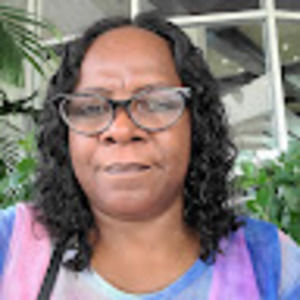 Meet your Posher, Beverly